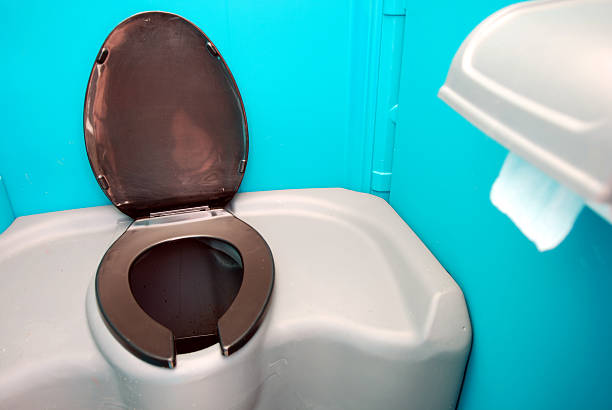 Best Luxury portable toilet rental  in Overland Park, KS